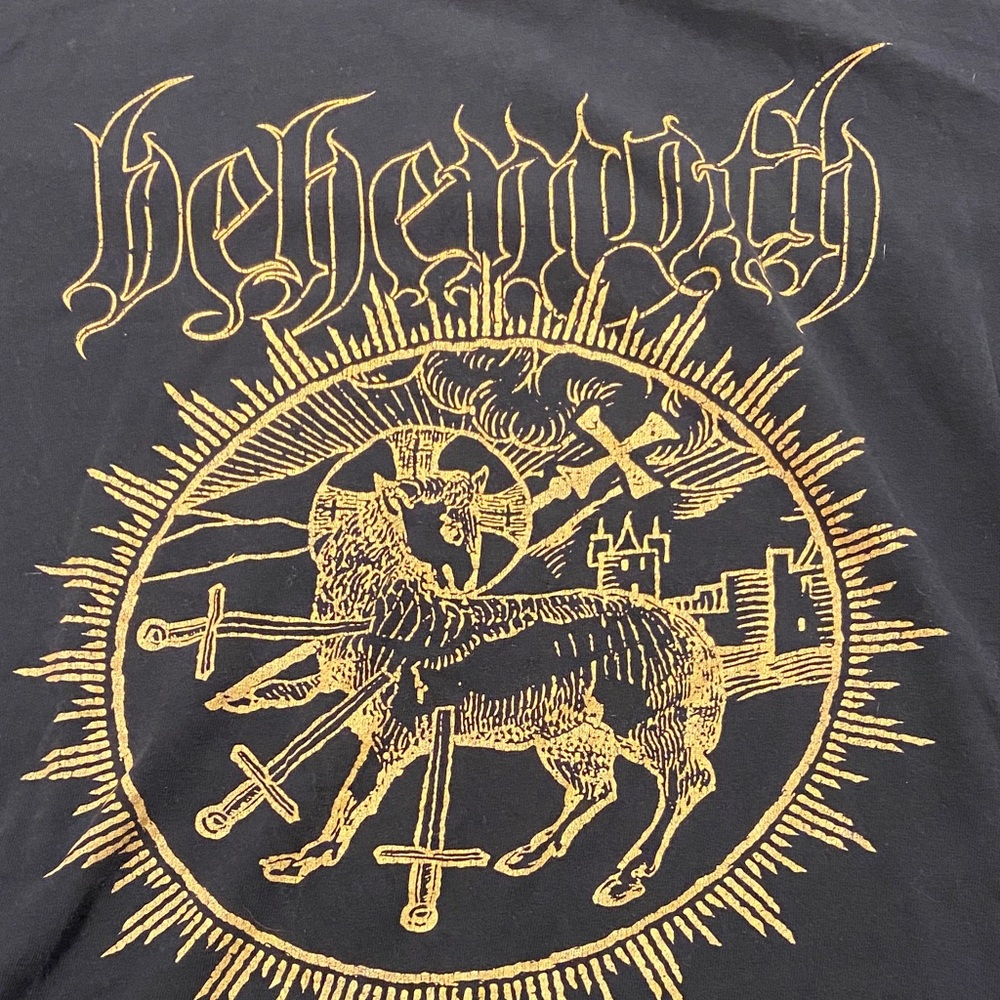 Cool Graphic Tee - Picture 2 of 4